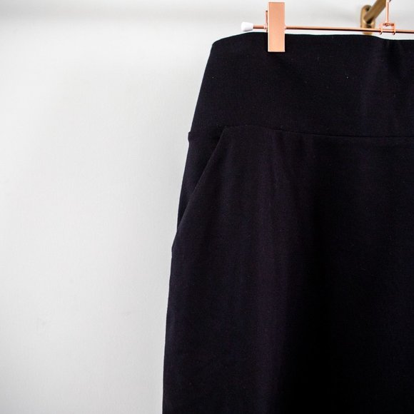 FLATTERING High Waist Tummy Control Pencil Skirt - Picture 3 of 4
